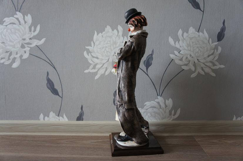 Клоунесса с трубой, Giuseppe Armani, Capodimonte, купить