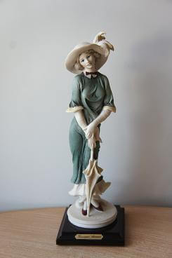 Дама в шляпе с зонтом, Джузеппе Армани, Флоренс,статуэтка