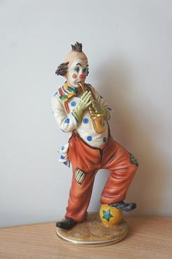 клоун с саксофоном, Каподимонте, Capodimonte, фарфоровая статуэтка