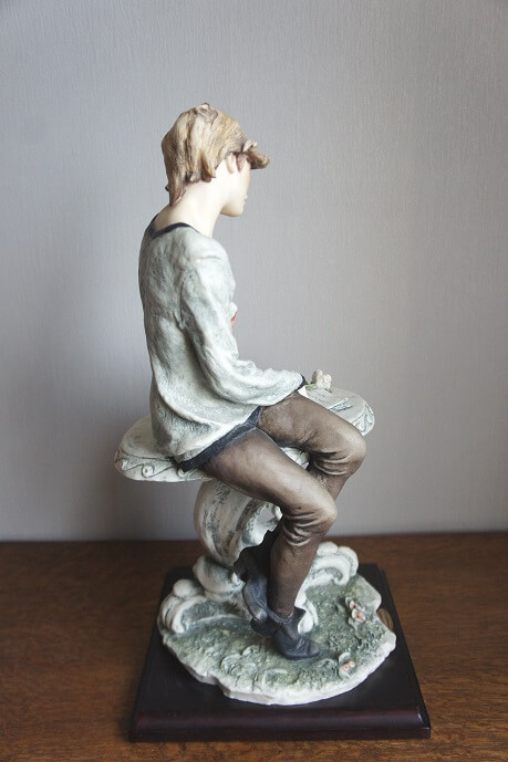 Девушка на столике, Giuseppe Armani, Florence, Capodimonte, купить
