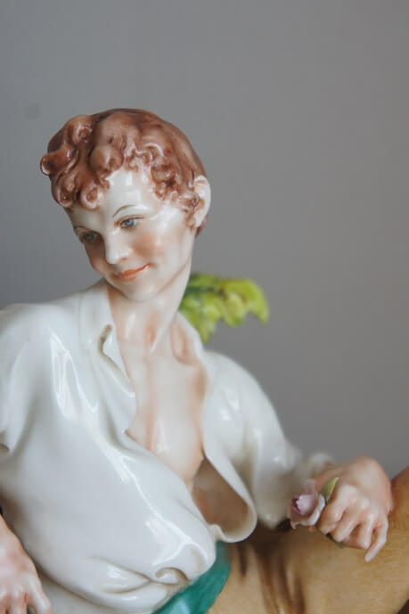 Мужчина с корзиной, Giuseppe Cappe, Capodimonte, статуэтка
