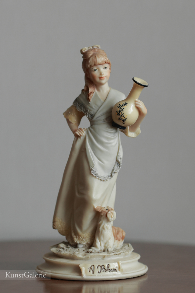 Девочка с кувшином, Auro Belcari, Capodimonte, статуэтка