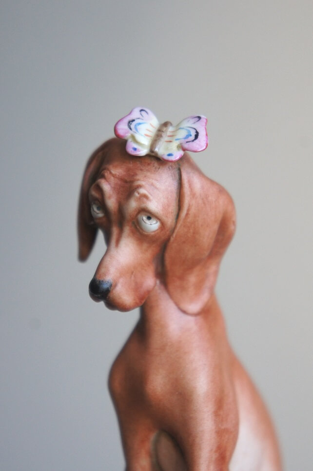 Собака с бабочкой, Giuseppe Cappe, Capodimonte, статуэтка