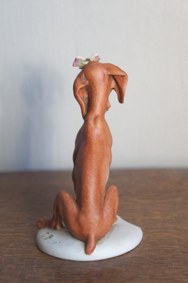 Собака с бабочкой, Giuseppe Cappe, Capodimonte, статуэтка