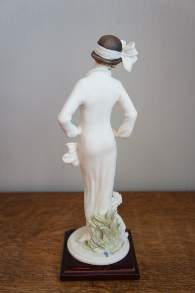 Элейн с пуделем, Giuseppe Armani, статуэтка