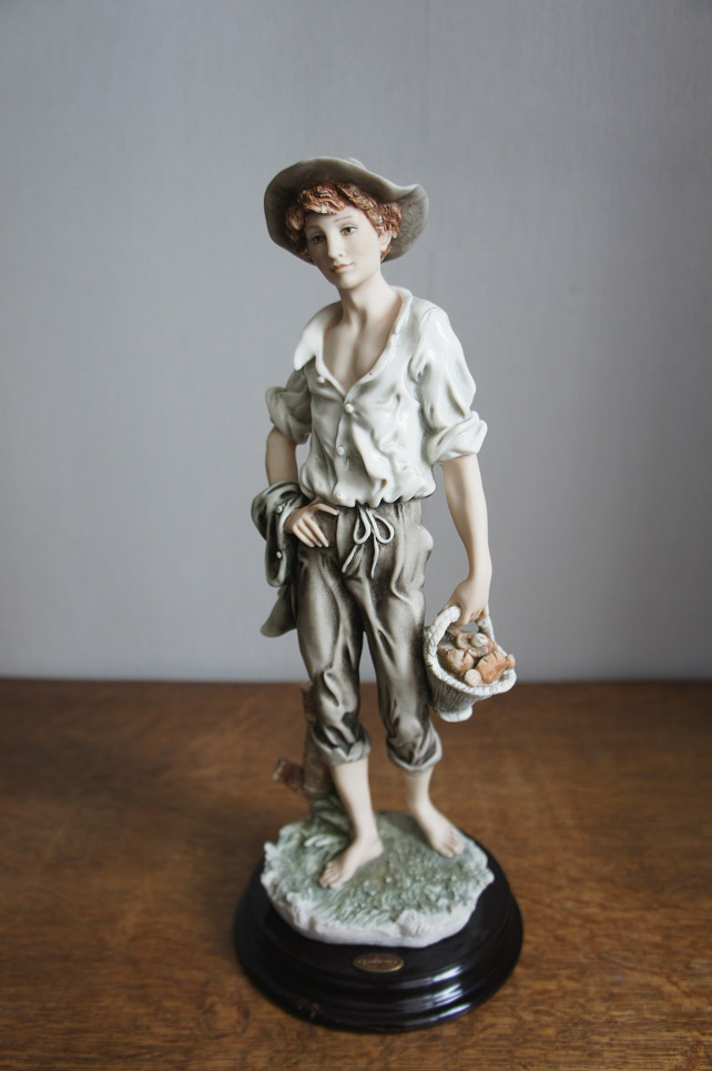 Country boy, Джузеппе Армани, Флоренс, статуэтка