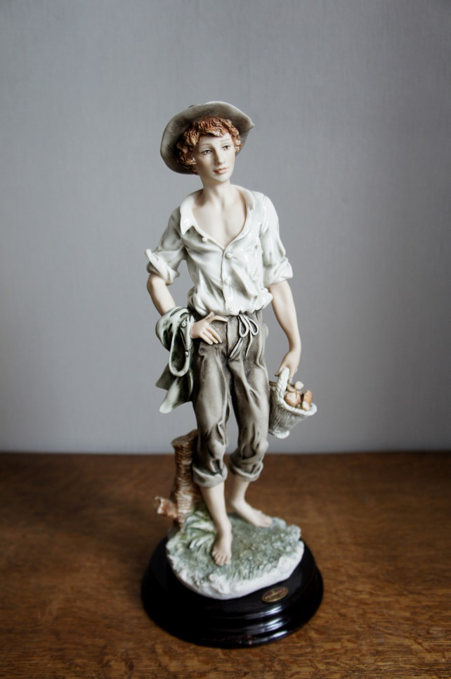 Country boy, Giuseppe Armani, Florence, статуэтка