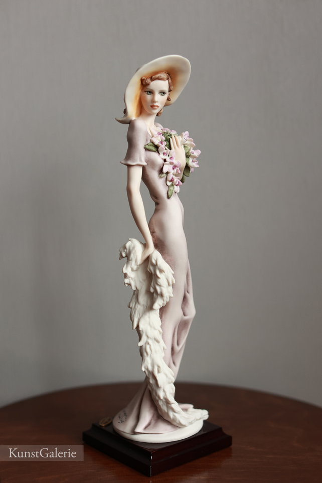 Девушка с орхидеями, Giuseppe Armani, статуэтка