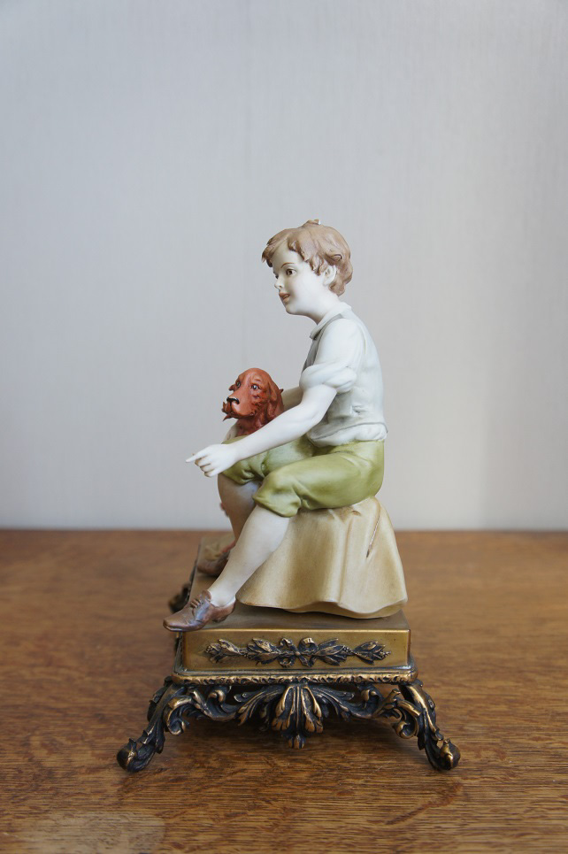 Юноша с сеттером, Бенаккио Луиджи , Каподимонте, статуэтка