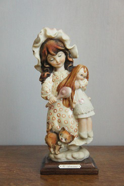 Девочка с куклой, Джузеппе Армани, Флоренс, Каподимонте, статуэтка, KunstGalerie.ru