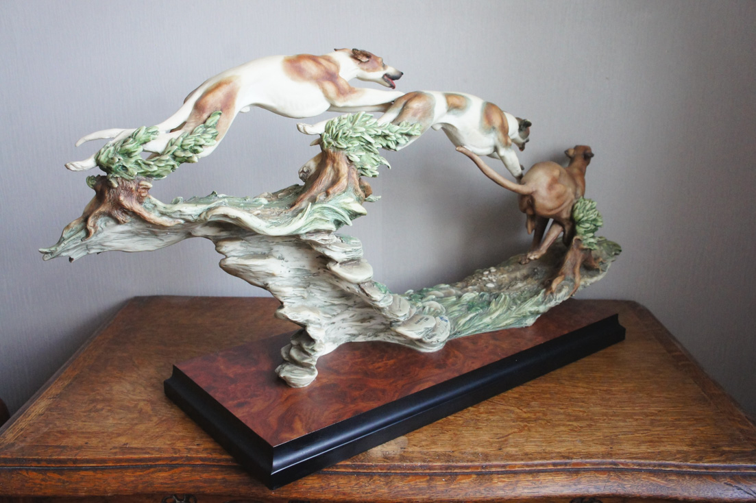 Running Free Борзые в прыжке, Giuseppe Armani, Florence, Capodimonte, купить