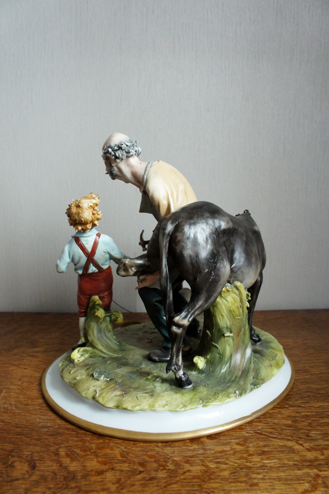 Кузнец и мальчик с лошадкой, Tyche Tosca, Capodimonte, статуэтка