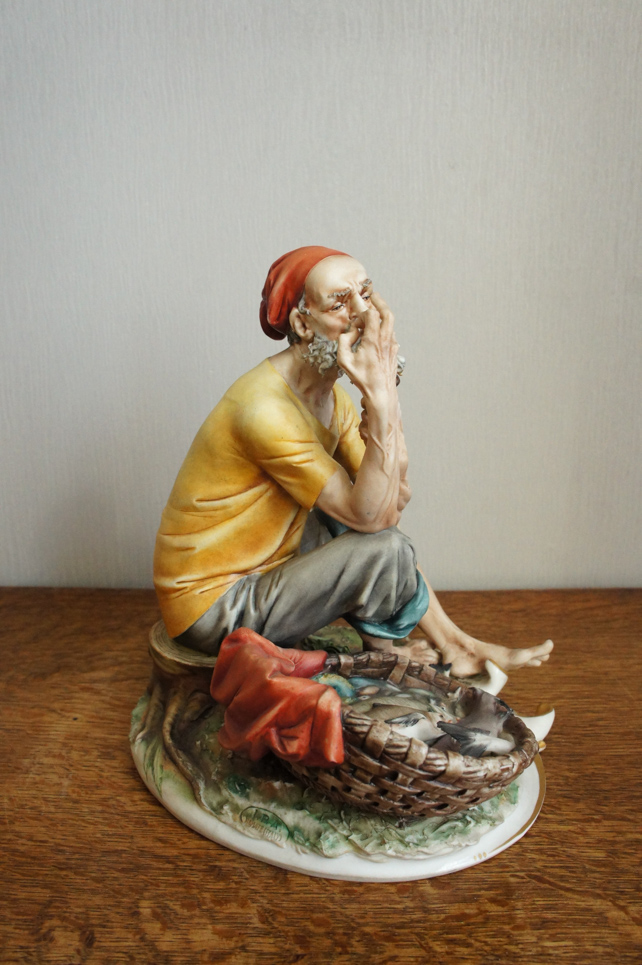 Рыбак с трубкой, I.P.A., Capodimonte, статуэтка
