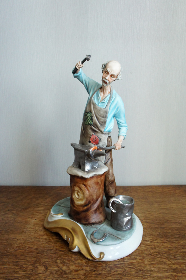 Кузнец, Tosca, Capodimonte, статуэтка