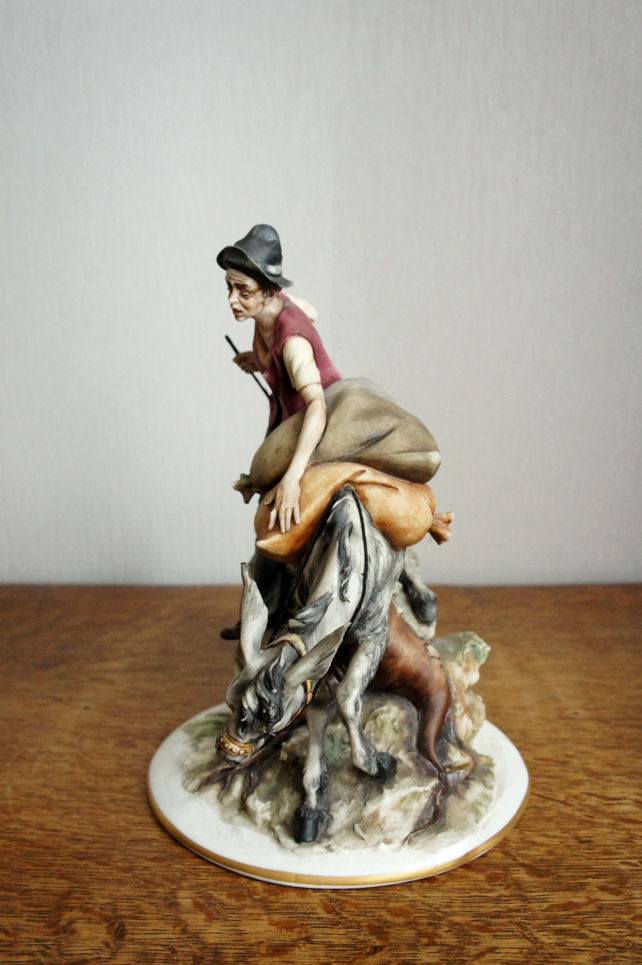 Торговец с ослом,, Capodimonte, статуэтка