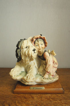 Девочка с мохнатым псом, Джузеппе Армани, Каподимонте, статуэтка, KunstGalerie.ru