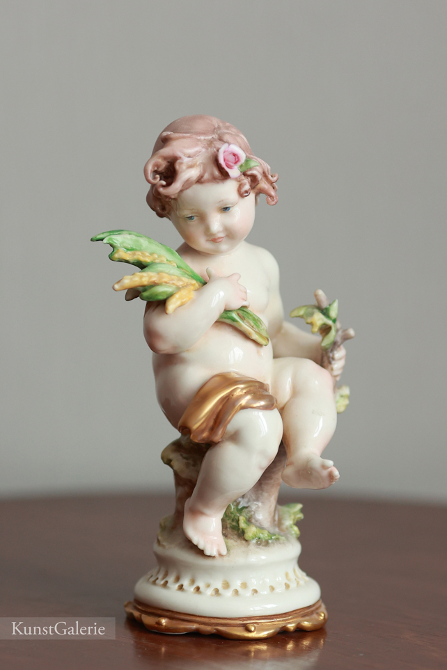 Малыш с колосьями, Джузеппе Каппе, Каподимонте, фарфоровая статуэтка. KunstGalerie