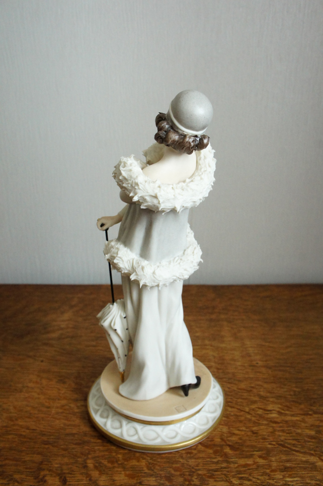 Леди с зонтом, Sandro Maggioni, Capodimonte, статуэтка