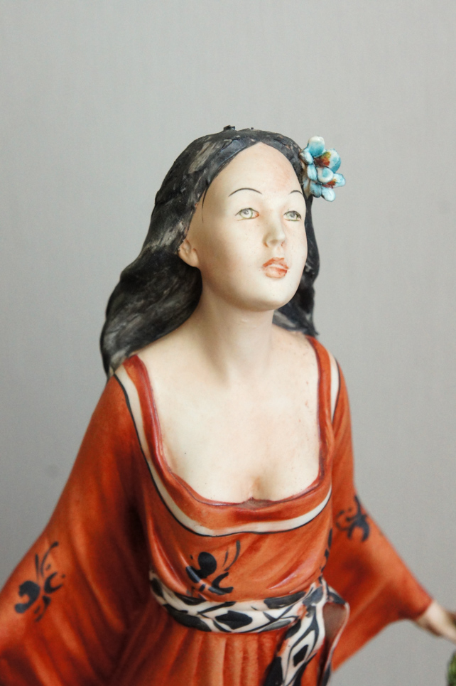 Марианна с цветами, Mariani, Каподимонте, статуэтка