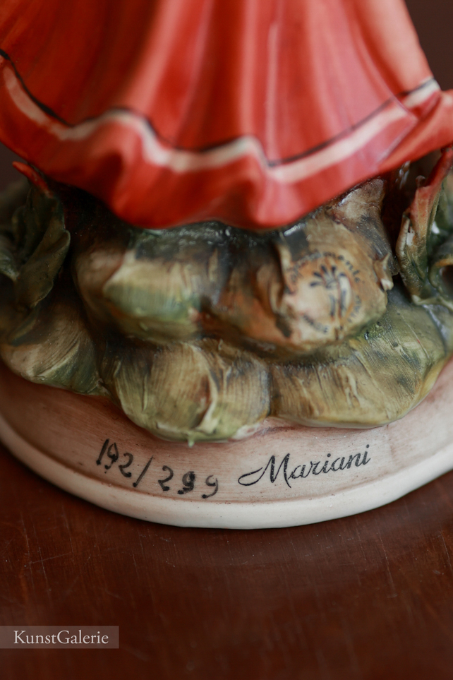 Марианна с цветами, Mariani, Каподимонте, статуэтка