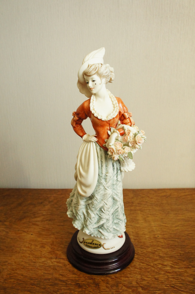 Little Flower, Джузеппе Армани, статуэтка
