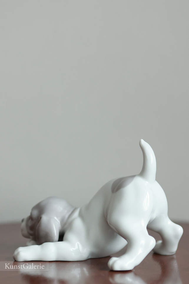 Игривый щенок, фарфоровая статуэтка, Lladro
