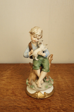 Мальчик с собачкой, Gianni Merlo, Capodimonte, фарфоровые статуэтки. KunstGalerie