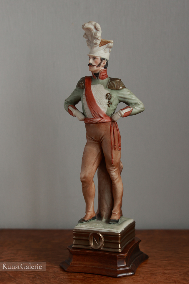 Офицер, Bruno Merli, Capodimonte, статуэтка