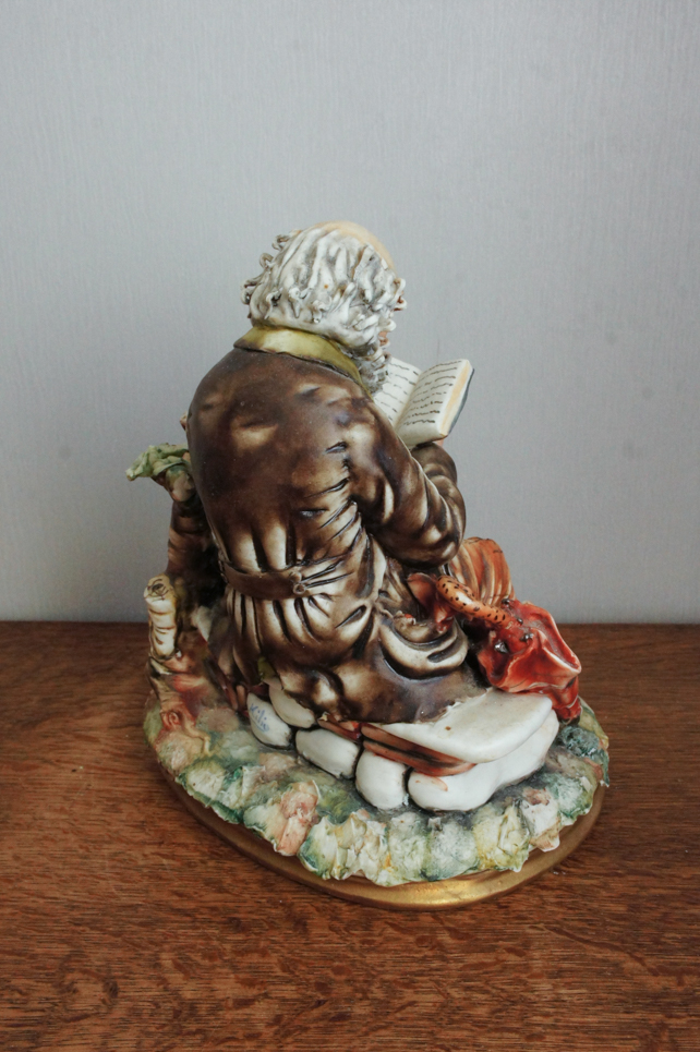 Бродяга с книжкой, Capodimonte, статуэтка