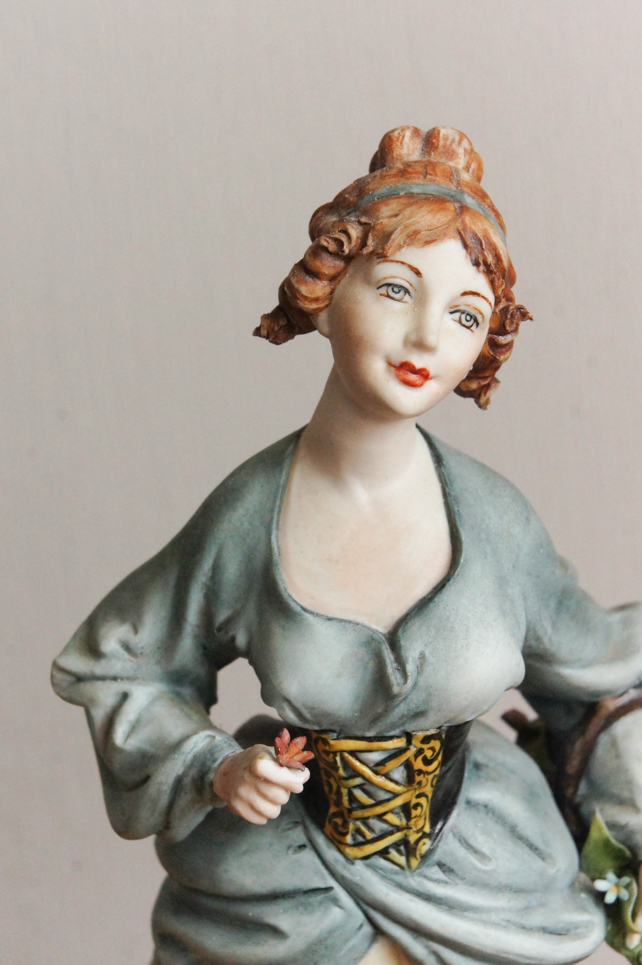 Цветочница, Tyche Tosca, Каподимонте, статуэтка