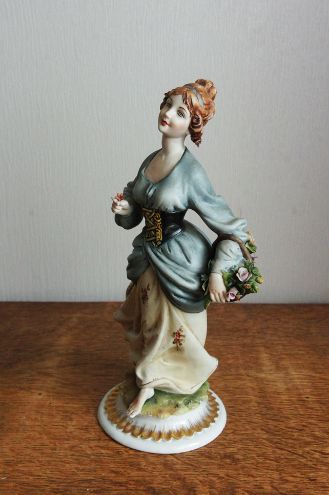 Цветочница, Tyche Tosca, Capodimonte, статуэтка