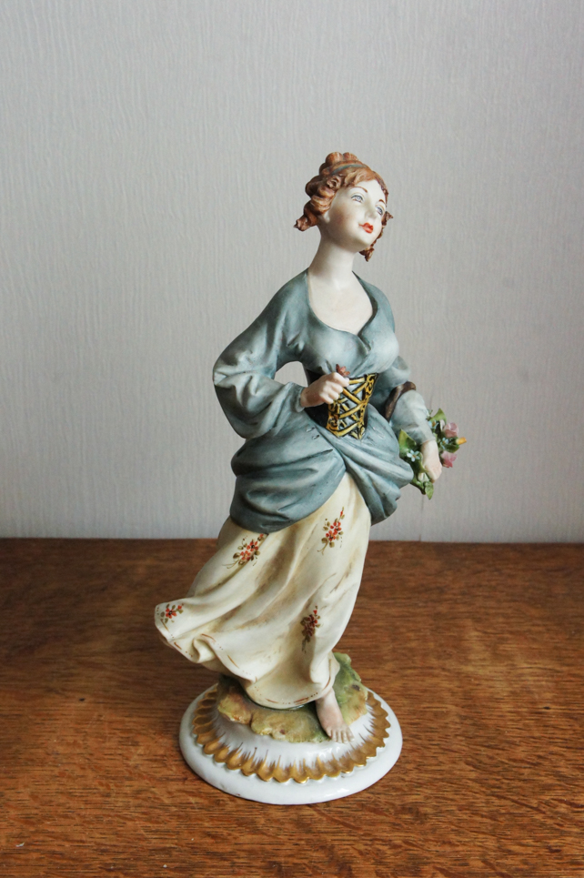 Цветочница, Tyche Tosca, Каподимонте, статуэтка