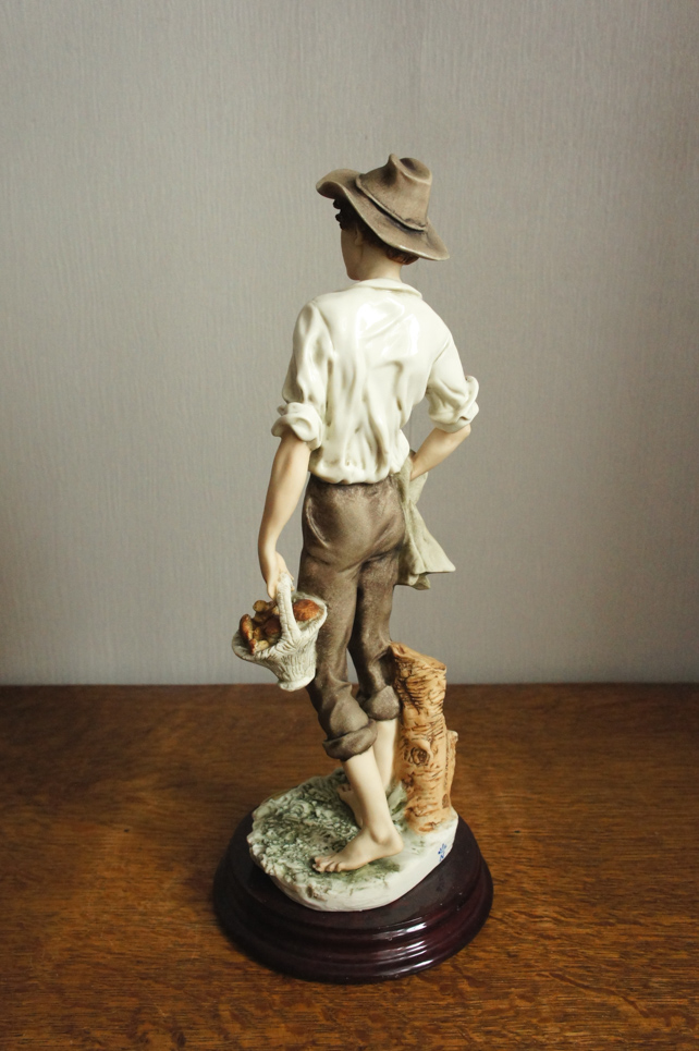 Country boy, Giuseppe Armani, Florence, статуэтка