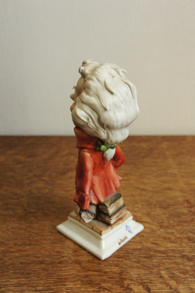 Вольфганг Амадей Моцарт, Gino Pezzato, Capodimonte, статуэтка