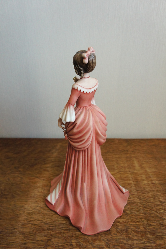 Леди в розовом с веером, Ipa, Capodimonte, статуэтка