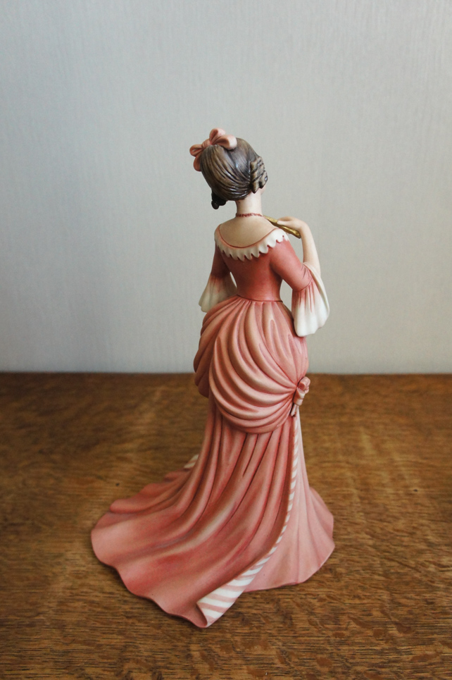 Леди в розовом с веером, Ipa, Capodimonte, статуэтка
