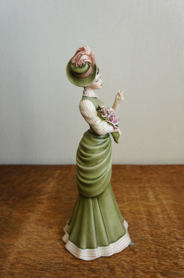 Леди в зеленом с цветами, Ipa, Capodimonte, статуэтка