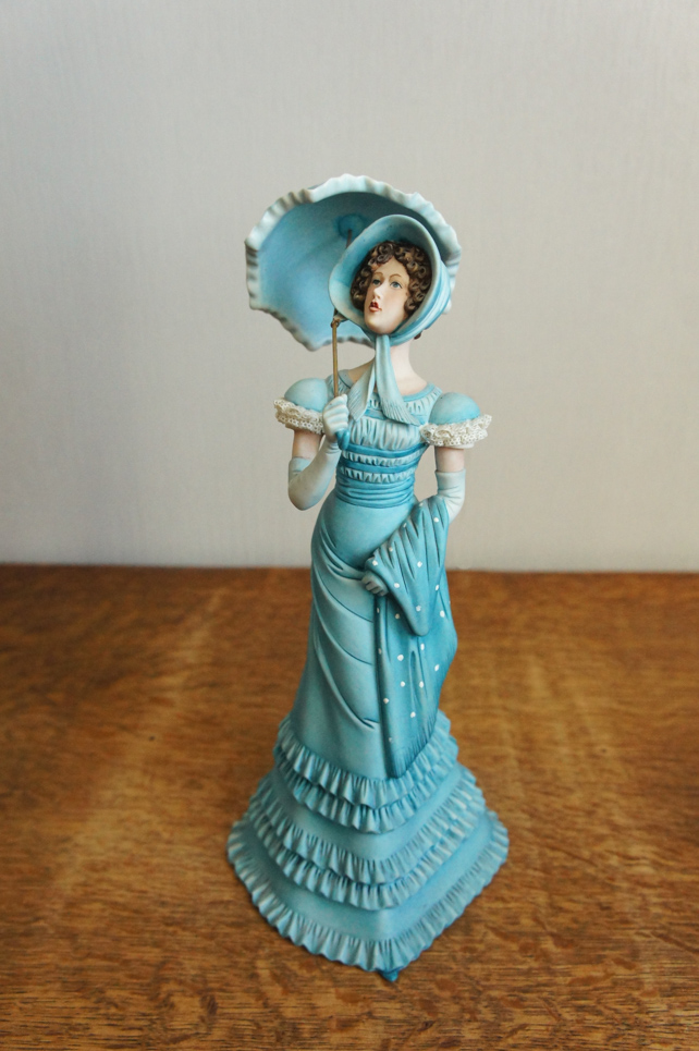Леди в голубом с зонтом, Ipa, Capodimonte, статуэтка