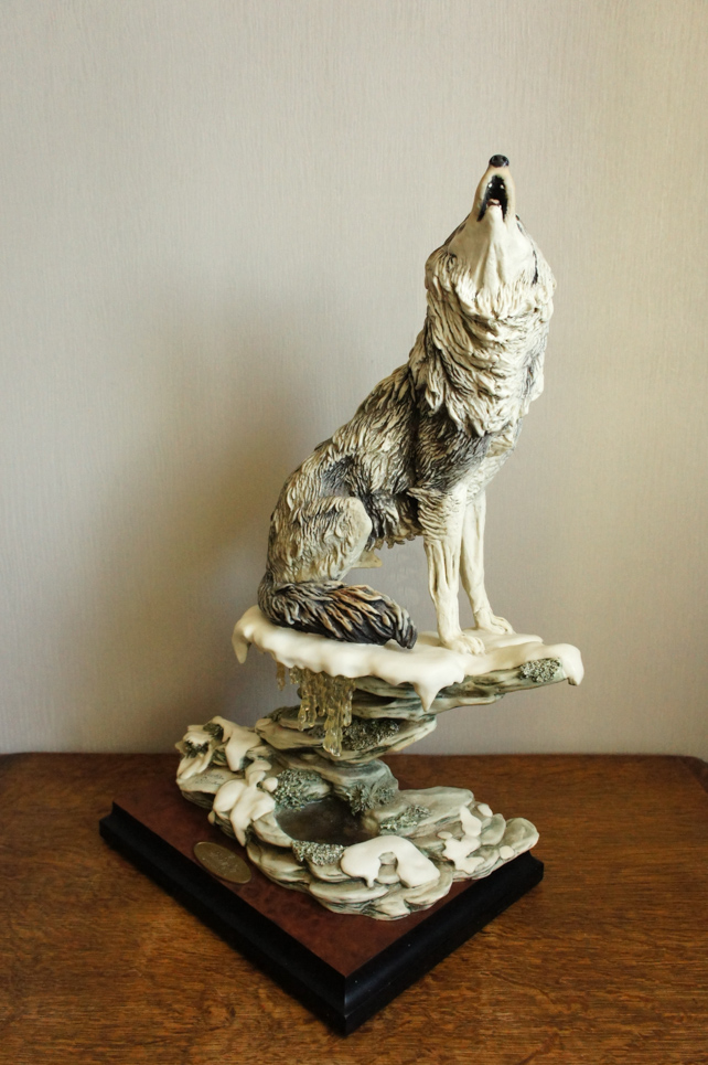 Волк на скале Mid Night, Джузеппе Армани, статуэтка