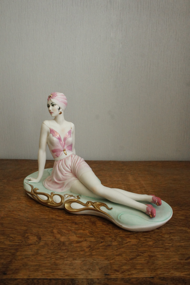 Леди в розовом, Sandro Maggioni, Capodimonte, статуэтка