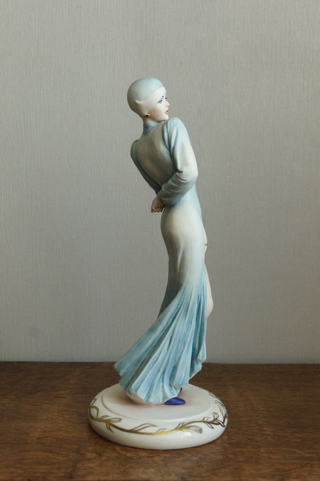 Леди в нежно-голубом, Sandro Maggioni, Capodimonte, статуэтка