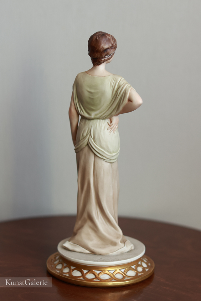 Леди с книжкой, Sandro Maggioni, Capodimonte, статуэтка