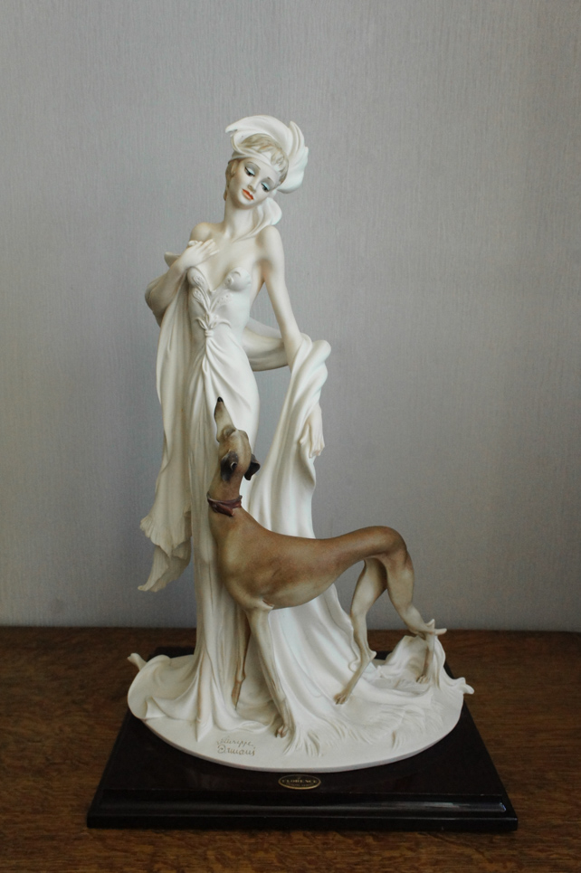 Дама с левреткой, Giuseppe Armani, Florence, статуэтка