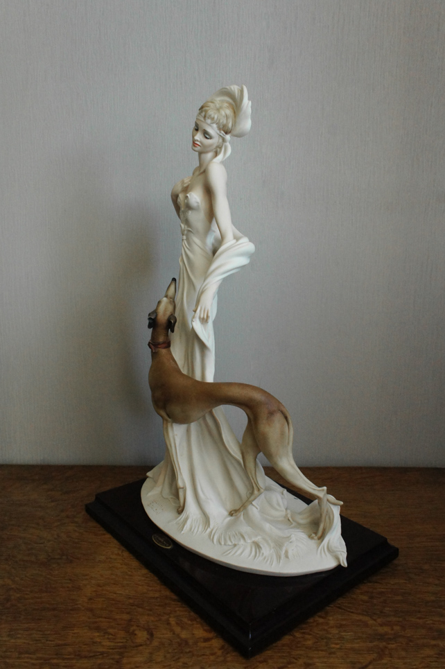 Дама с левреткой, Джузеппе Армани, Флоренс, статуэтка