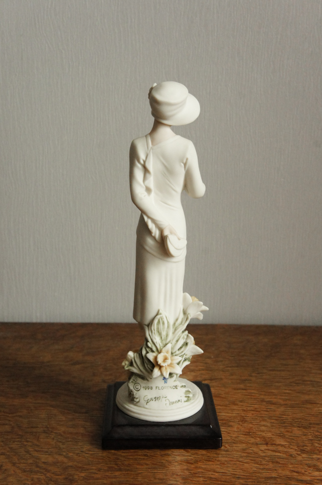 Daffodil, Giuseppe Armani, статуэтка