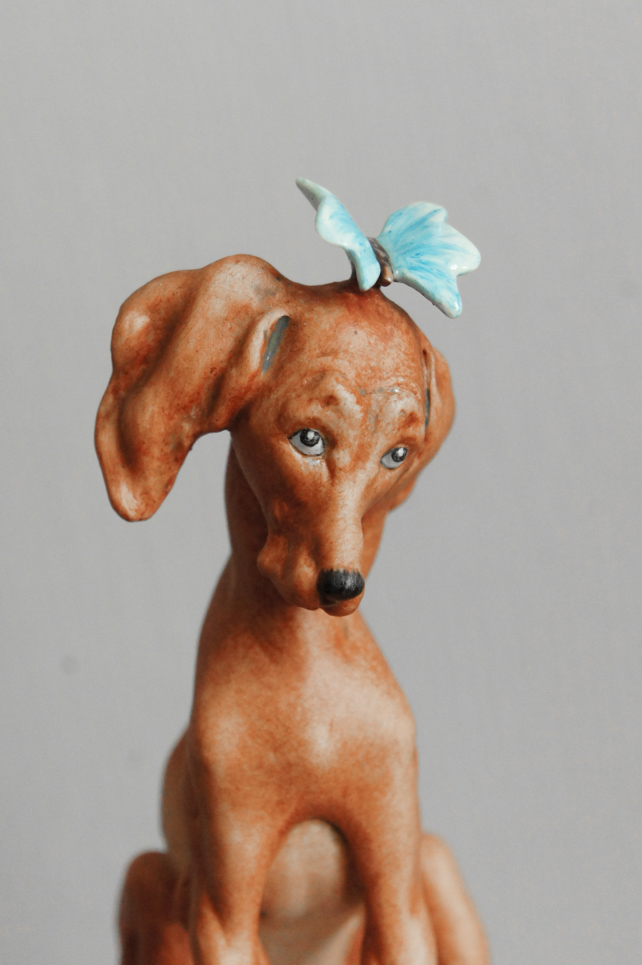 Собака с бабочкой, Giuseppe Cappe, Capodimonte, статуэтка