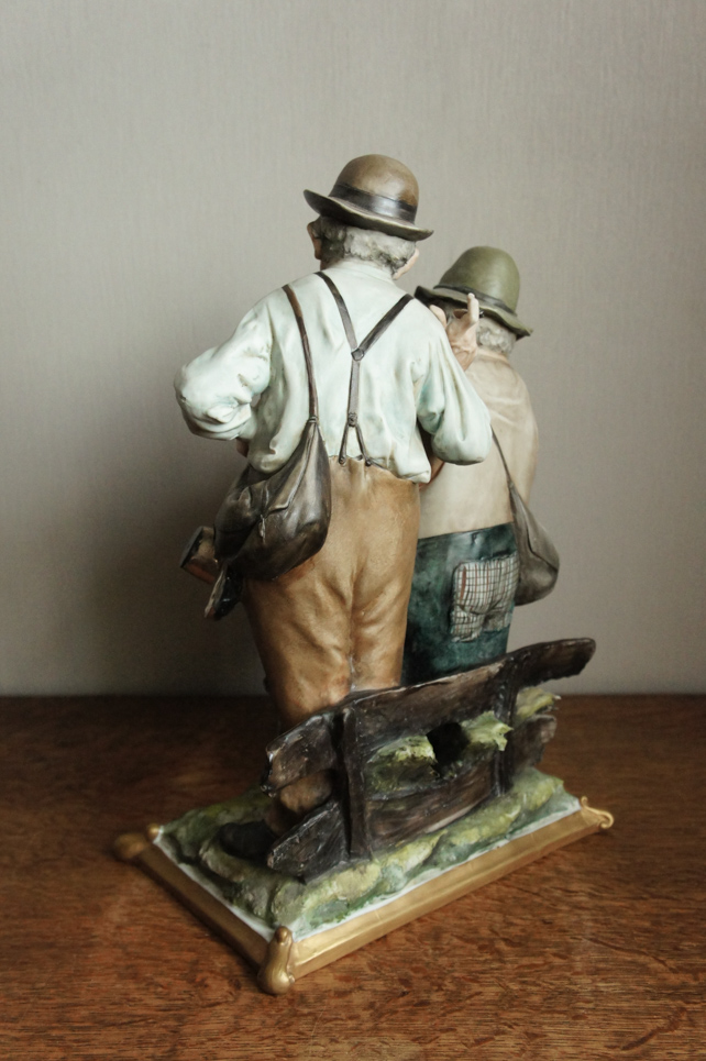 Джентльмены с газетой, Tyche Bruno, Capodimonte, статуэтка