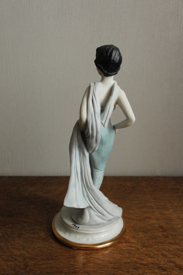 Дама в голубом платье, Meneghetti, Capodimonte, статуэтка