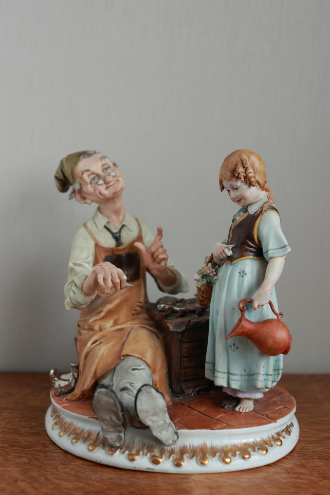 Сапожник с девочкой, Tyche Bruno, Capodimonte, статуэтка