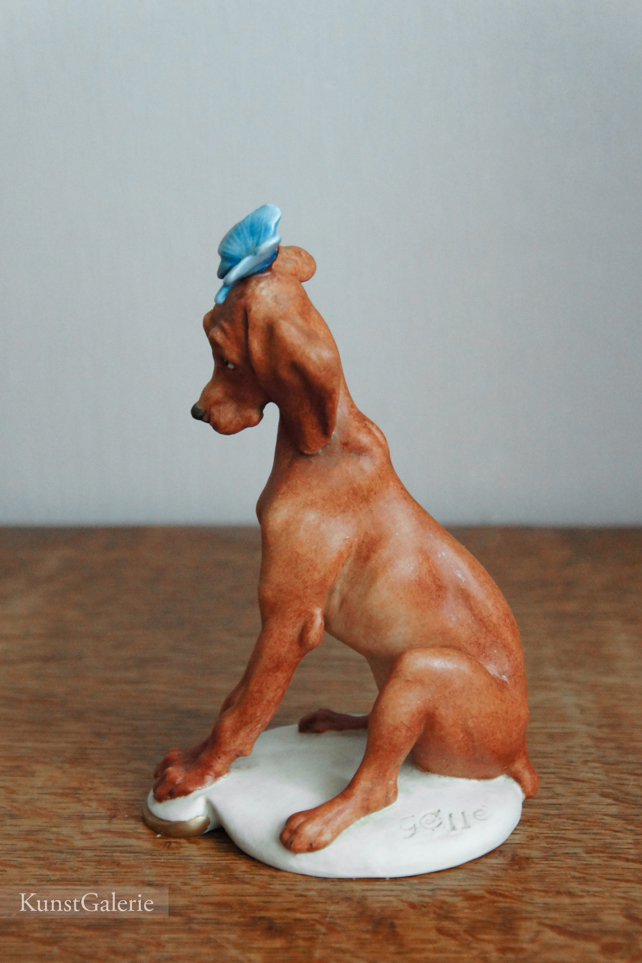 Собачка с бабочкой, Giuseppe Cappe, Capodimonte, статуэтка